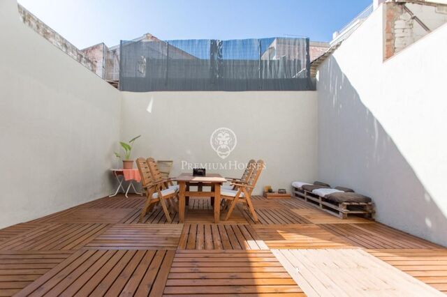Brand new house for sale with double garage and pool in Calella