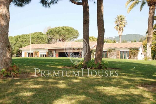 House for sale surrounded by nature in Sant Vicenç de Montalt
