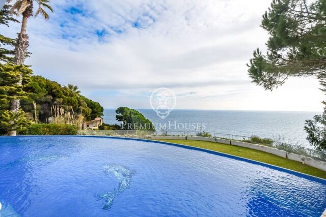 Villa with spectacular sea views in Lloret de Mar
