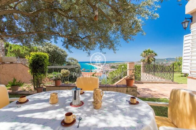 House for sale with fantastic sea views in Blanes